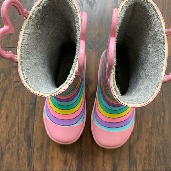 Minnie Mouse Rain Boots - Picture 9 of 13